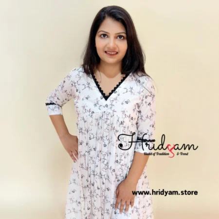 Cambric cotton top